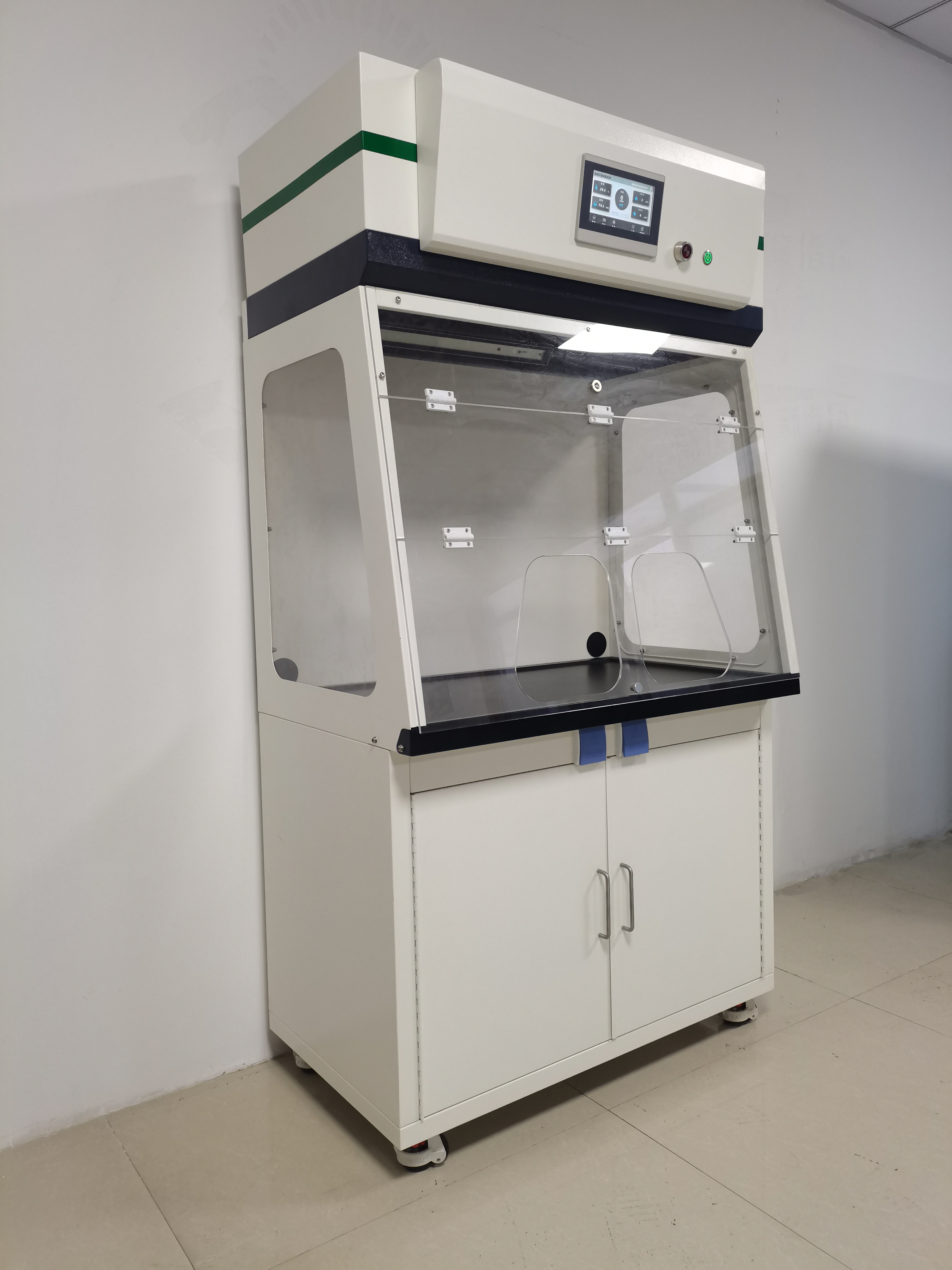 凈氣型無管道通風柜的工作原理
